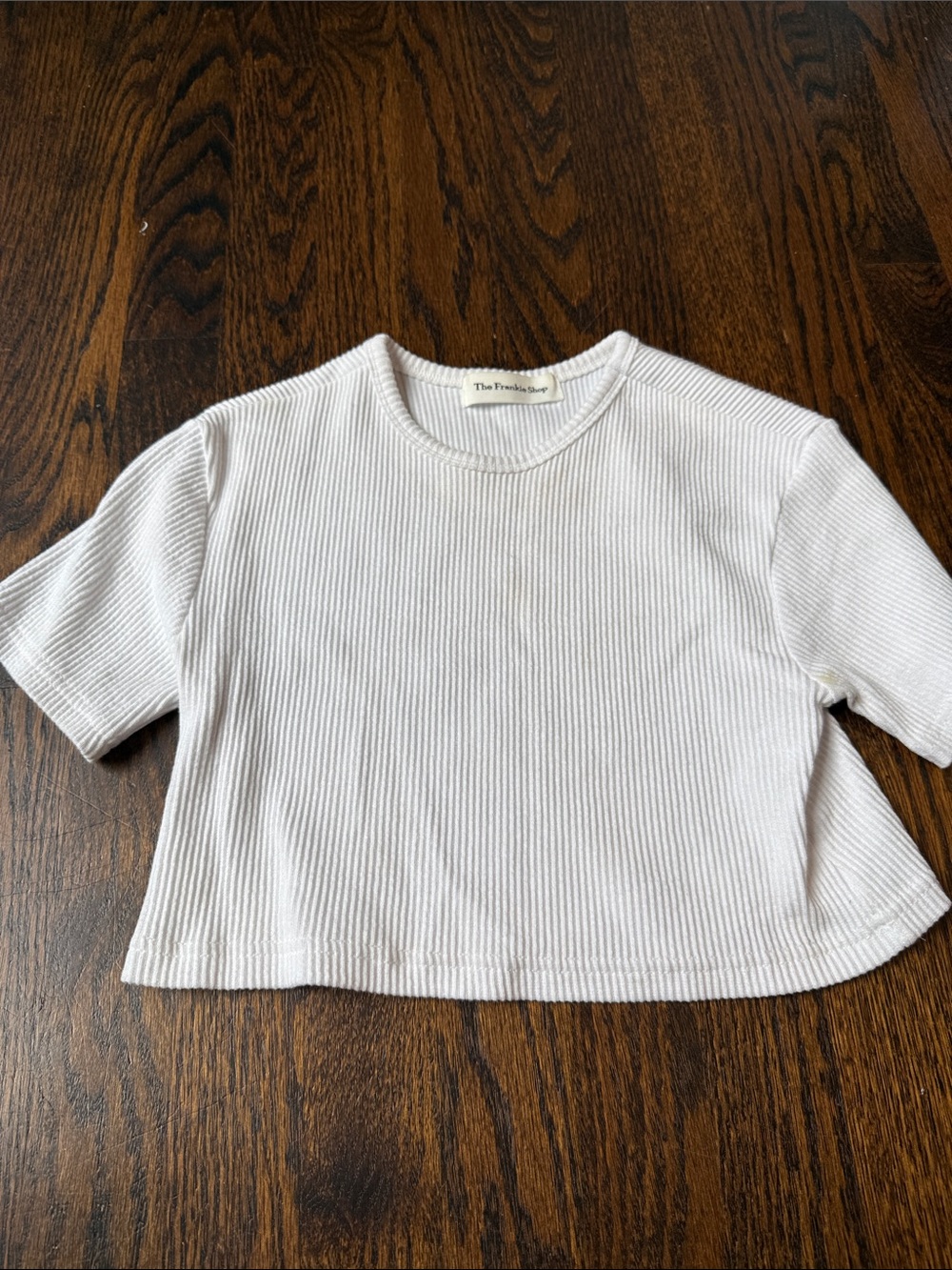 The Frankie Shop women’s size XS cropped white top